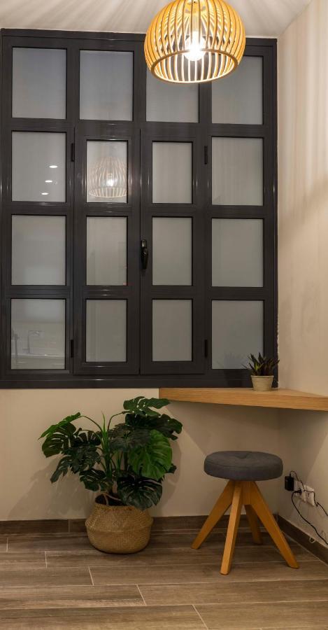 Apartment “champions” In N. Kosmos Neighbourhood *